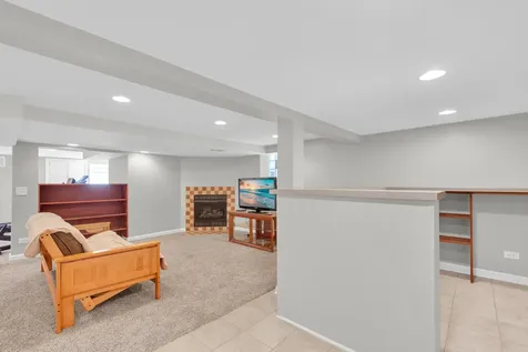 10520 South Hamilton Avenue Chicago IL 60643