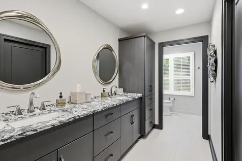 18 Tartan Ridge Road Burr Ridge IL 60527