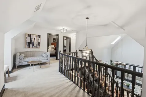 18 Tartan Ridge Road Burr Ridge IL 60527
