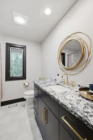 18 Tartan Ridge Road Burr Ridge IL 60527