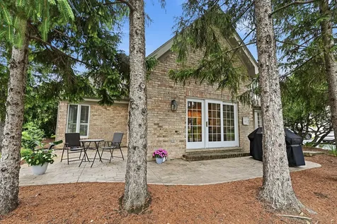 18 Tartan Ridge Road Burr Ridge IL 60527