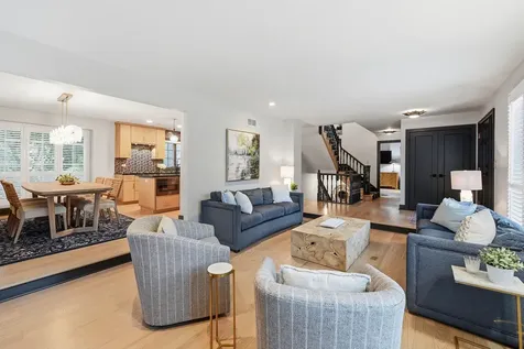 18 Tartan Ridge Road Burr Ridge IL 60527