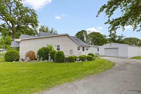 205 North Park Street Milford IL 60953