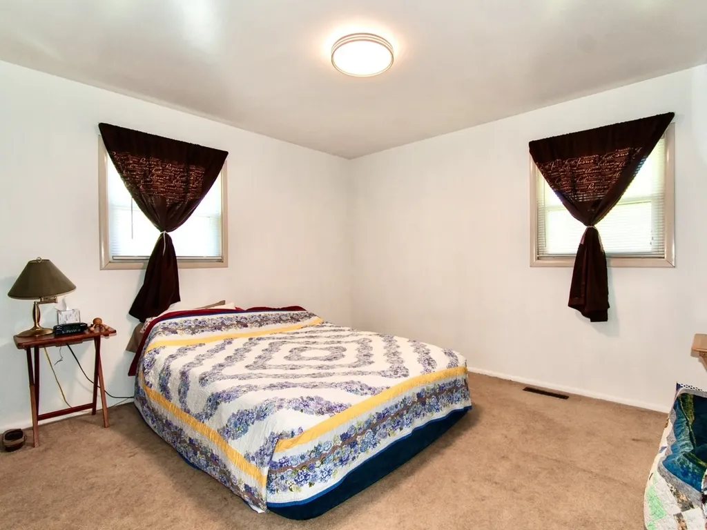 15526 South Scott Drive Lockport IL 60441