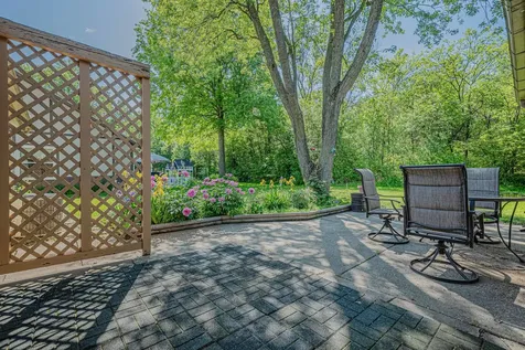 1272 Arlington Drive W Hanover Park IL 60133