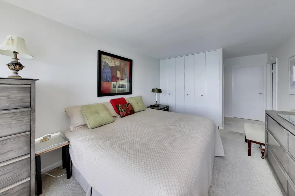 155 North Harbor Drive Chicago IL 60601