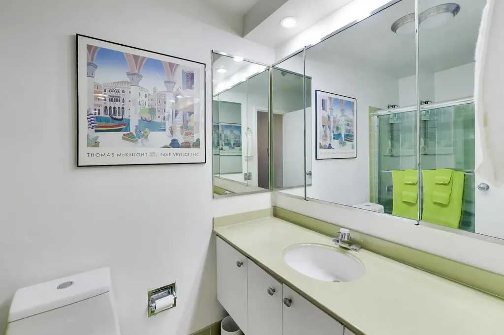 155 North Harbor Drive Chicago IL 60601