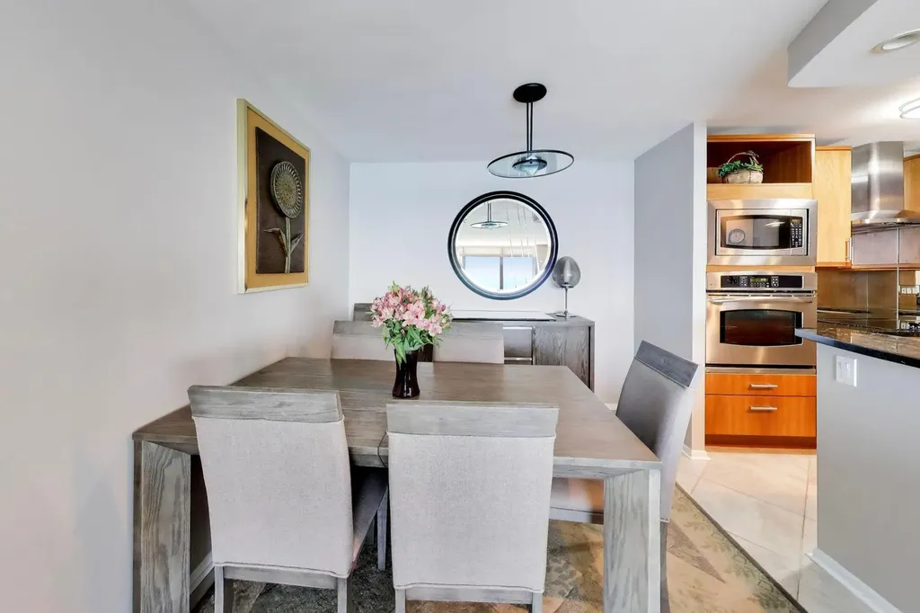 155 North Harbor Drive Chicago IL 60601