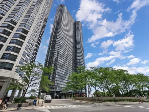 155 North Harbor Drive Chicago IL 60601