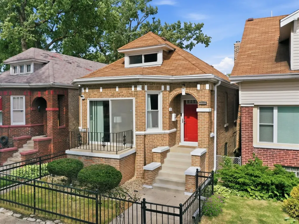 10203 South Sangamon Street Chicago IL 60643