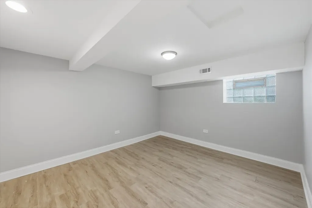10203 South Sangamon Street Chicago IL 60643