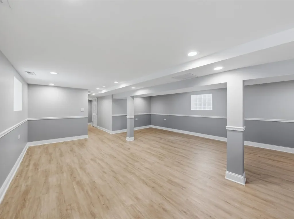 10203 South Sangamon Street Chicago IL 60643
