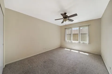 12750 Carriage Lane Crestwood IL 60418