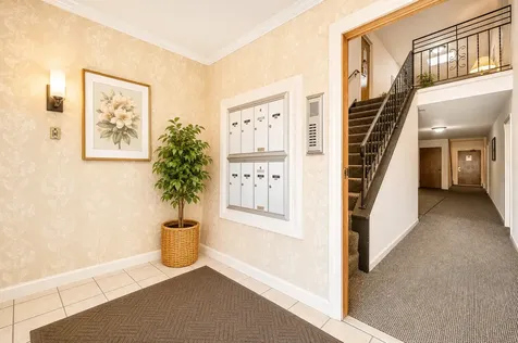 12750 Carriage Lane Crestwood IL 60418