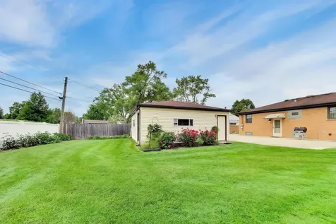 309 Wisconsin Drive Des Plaines IL 60016