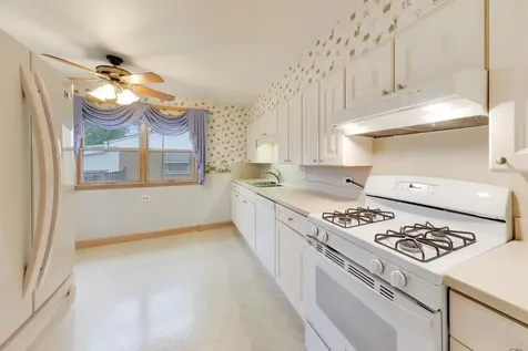 309 Wisconsin Drive Des Plaines IL 60016