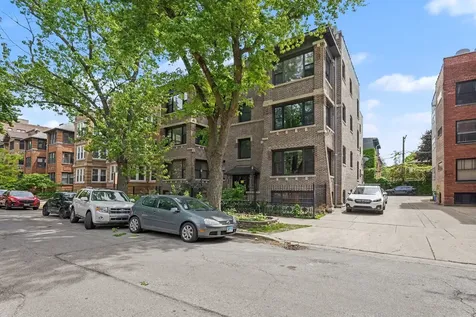 857 West Ainslie Street Chicago IL 60640
