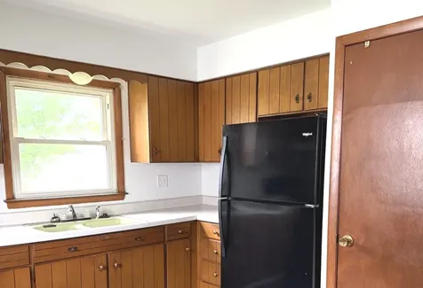 709 West Mckinley Street Harvard IL 60033