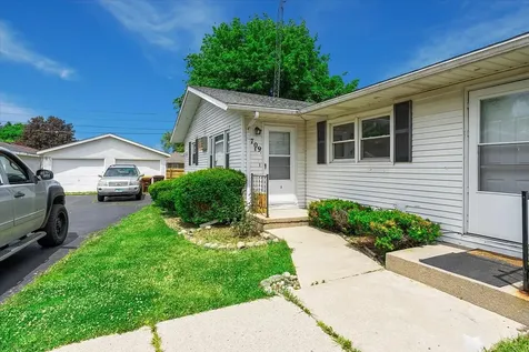 709 West Mckinley Street Harvard IL 60033