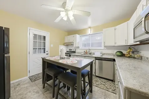 14611 Turner Avenue Midlothian IL 60445