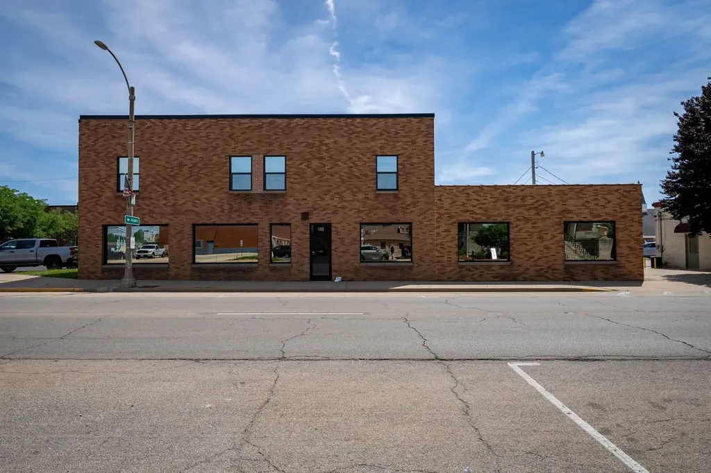 125 South Park Street Streator IL 61364