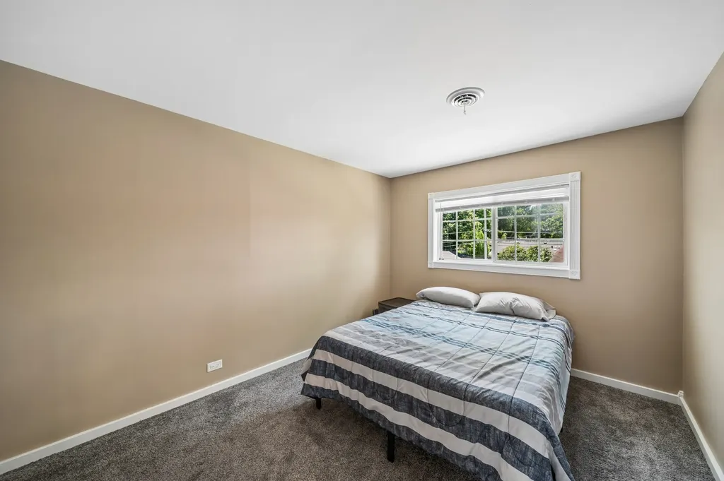 319 West Central Avenue Lombard IL 60148