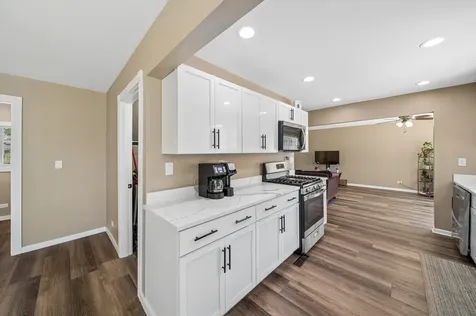319 West Central Avenue Lombard IL 60148
