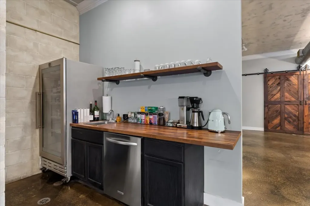 2016 West Concord Place Chicago IL 60647