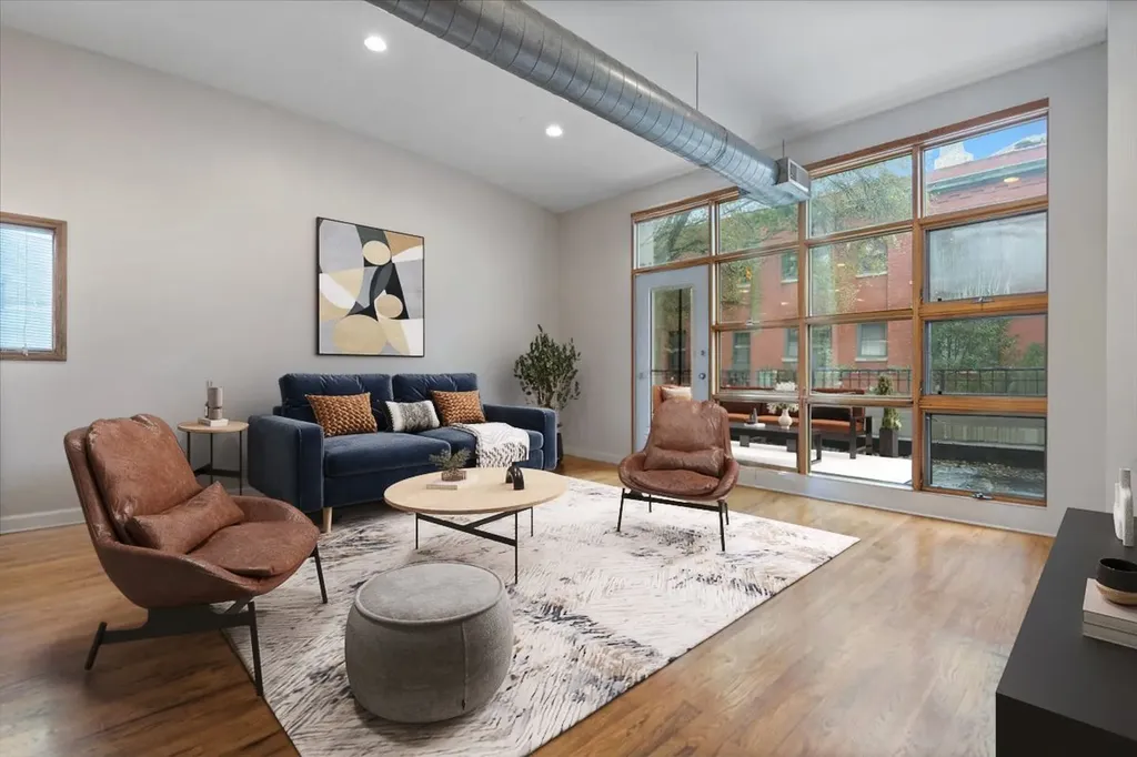 2016 West Concord Place Chicago IL 60647