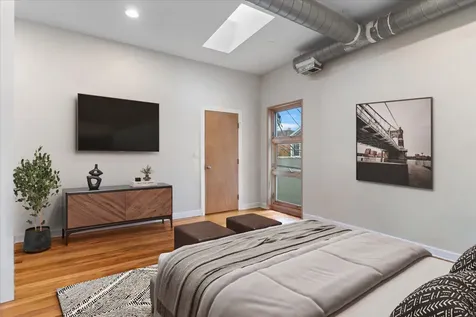 2016 West Concord Place Chicago IL 60647