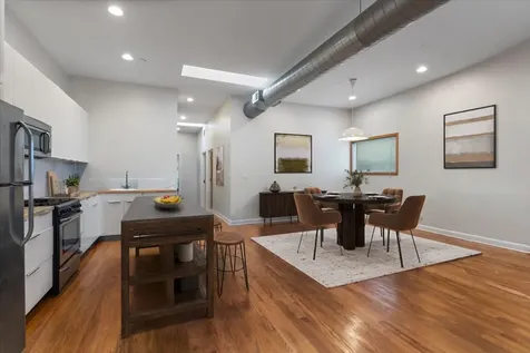 2016 West Concord Place Chicago IL 60647