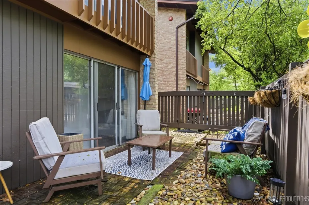 5936 Greenview Road Lisle IL 60532