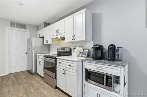 5936 Greenview Road Lisle IL 60532