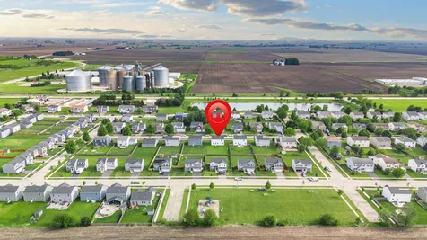 808 Kennedy Street Waterman IL 60556