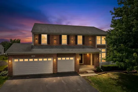 1285 Mallard Lane Hoffman Estates IL 60192