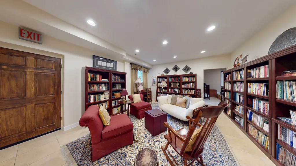 315 East Union Avenue Wheaton IL 60187