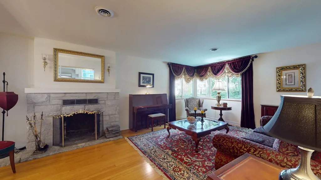 315 East Union Avenue Wheaton IL 60187