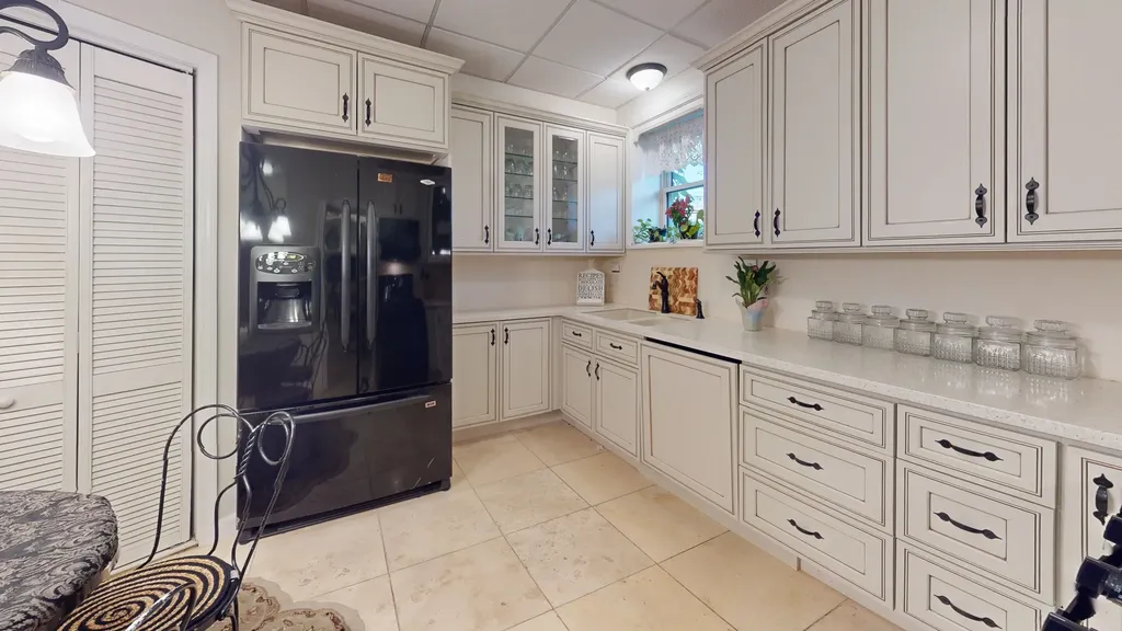 315 East Union Avenue Wheaton IL 60187