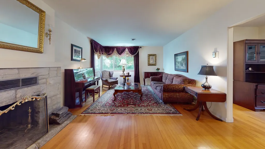 315 East Union Avenue Wheaton IL 60187