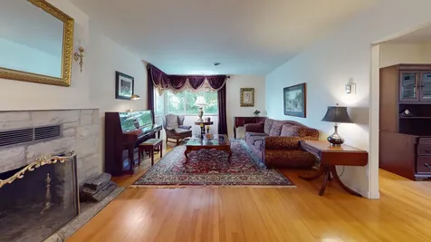 315 East Union Avenue Wheaton IL 60187