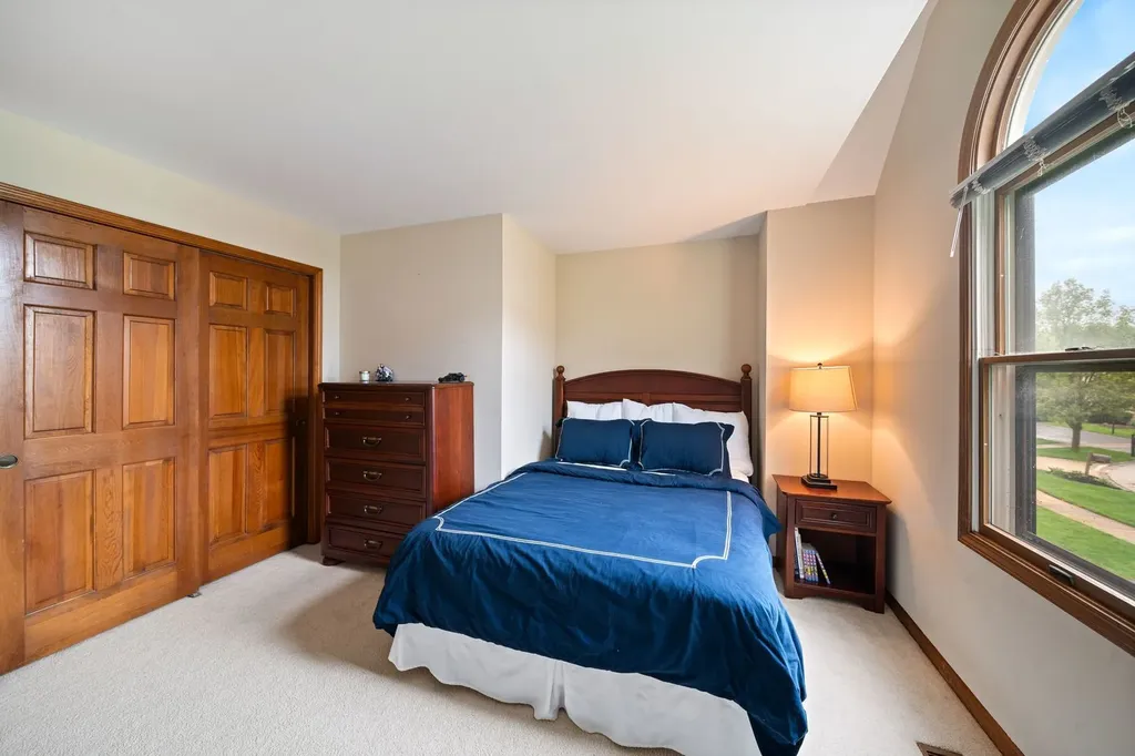 2405 Cimarron Court Naperville IL 60565