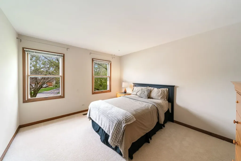 2405 Cimarron Court Naperville IL 60565
