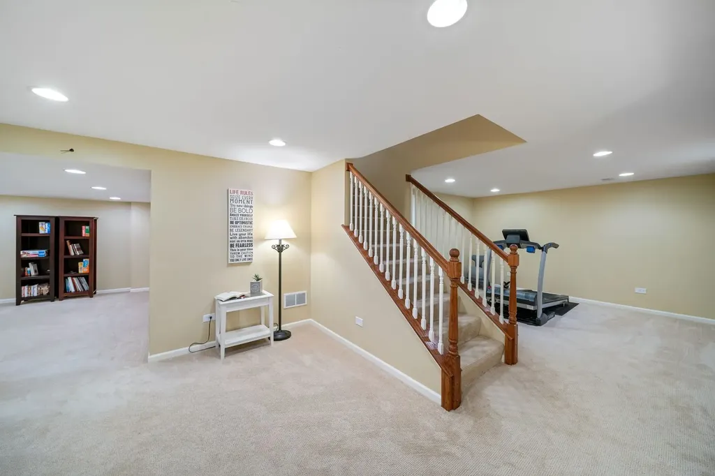 2405 Cimarron Court Naperville IL 60565