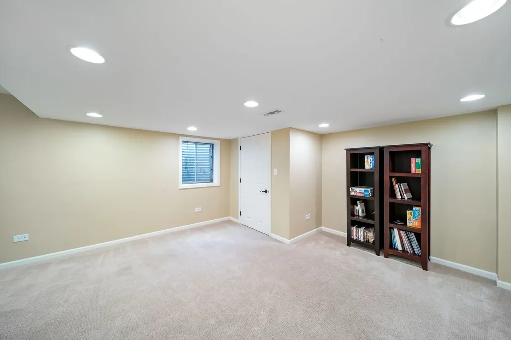 2405 Cimarron Court Naperville IL 60565