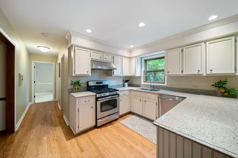 2405 Cimarron Court Naperville IL 60565