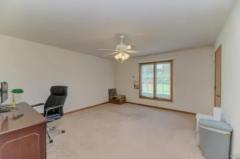 24031 South Schoolhouse Road Manhattan IL 60442