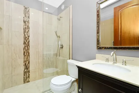 211 East Ohio Street Chicago IL 60611