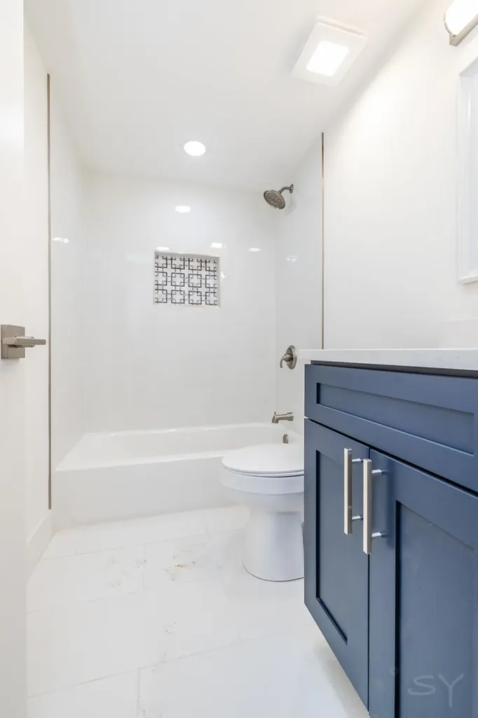 13240 South Riverdale Avenue Chicago IL 60827