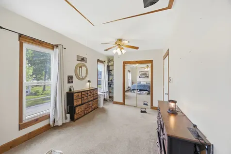 211 North Maple Street Grant Park IL 60940