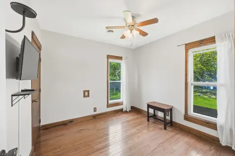 211 North Maple Street Grant Park IL 60940